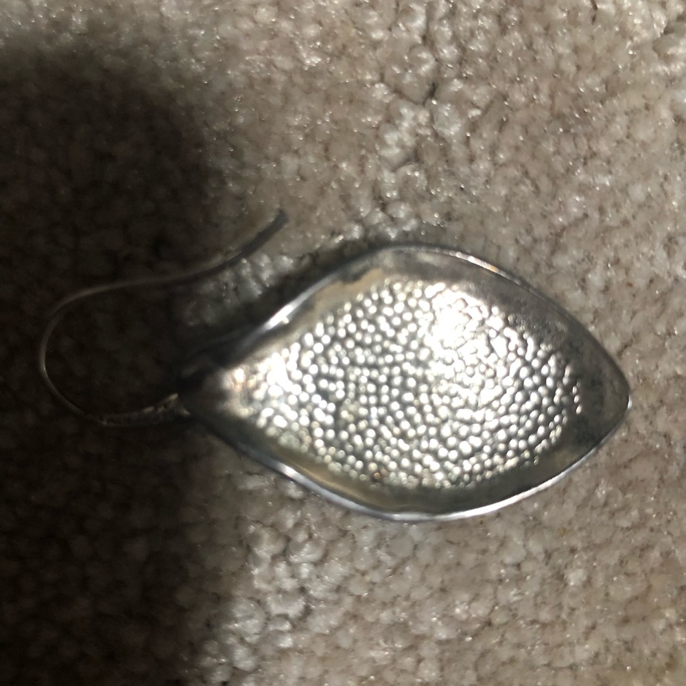 Sterling silver earrings - Picture 3 of 3